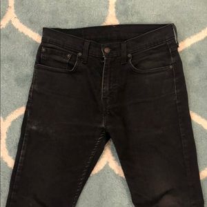 Black Levi’s Jeans
